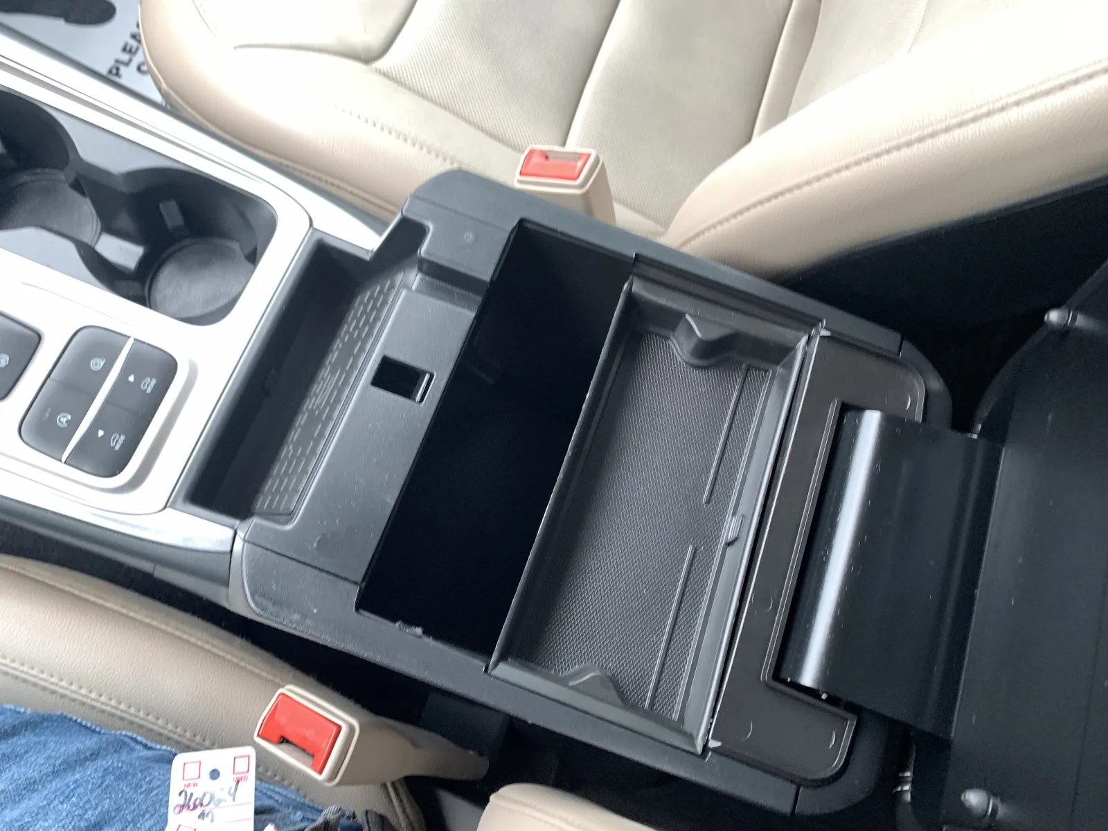 Ford Explorer photo 20