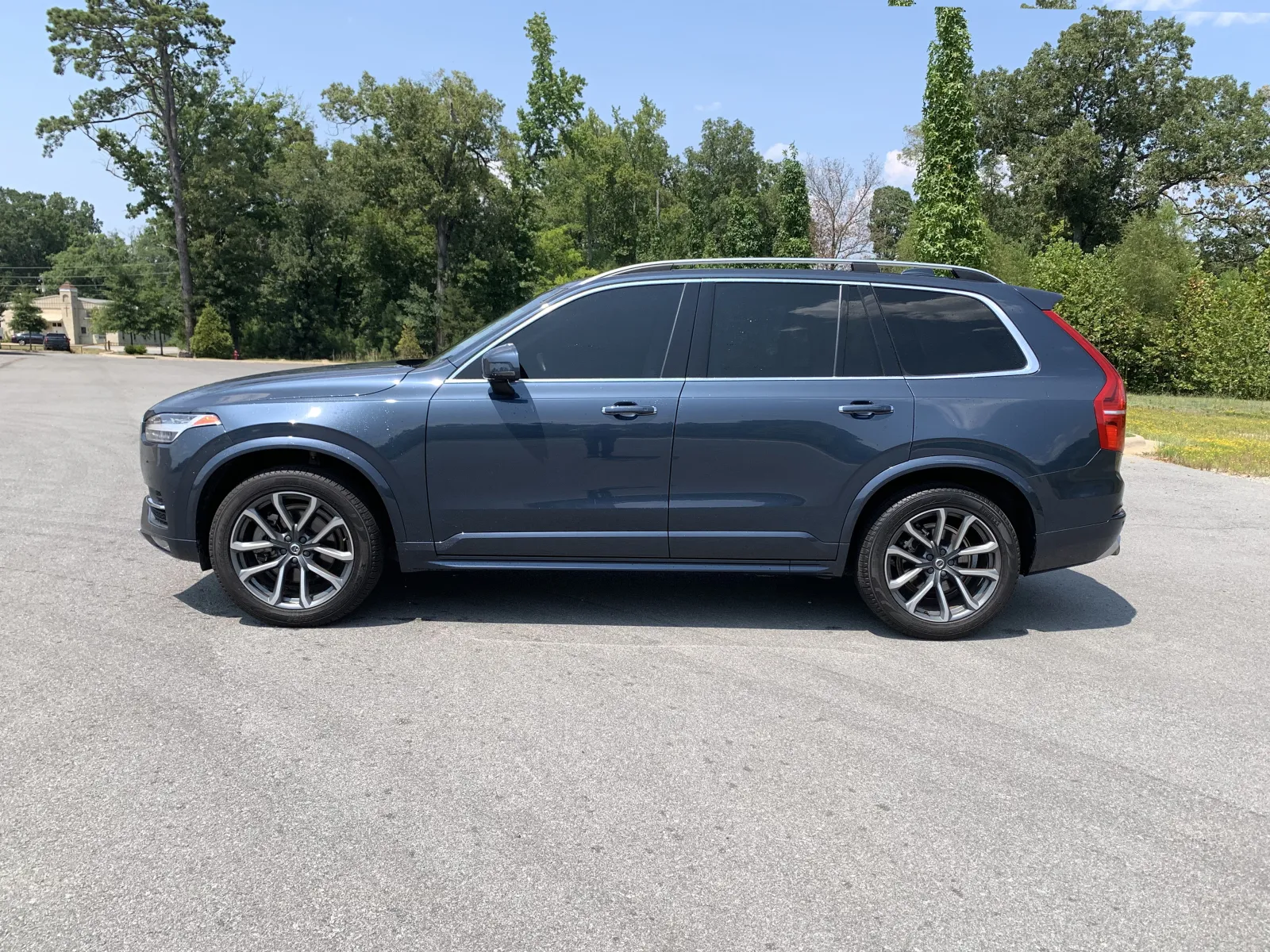 Volvo XC90 photo 4