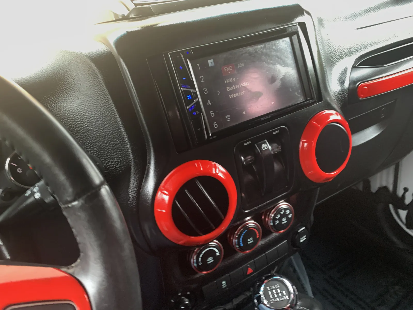 Jeep Wrangler photo 18