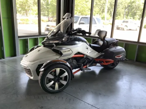 White 2015 CAN-AM SPIDER for sale in Little Rock, AR