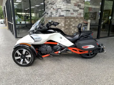 More photos of 2015 CAN-AM SPIDER at Bill Fitts Auto Sales, AR