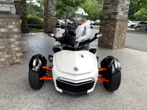 Photos of 2015 CAN-AM SPIDER for sale in Little Rock, AR at Bill Fitts Auto Sales