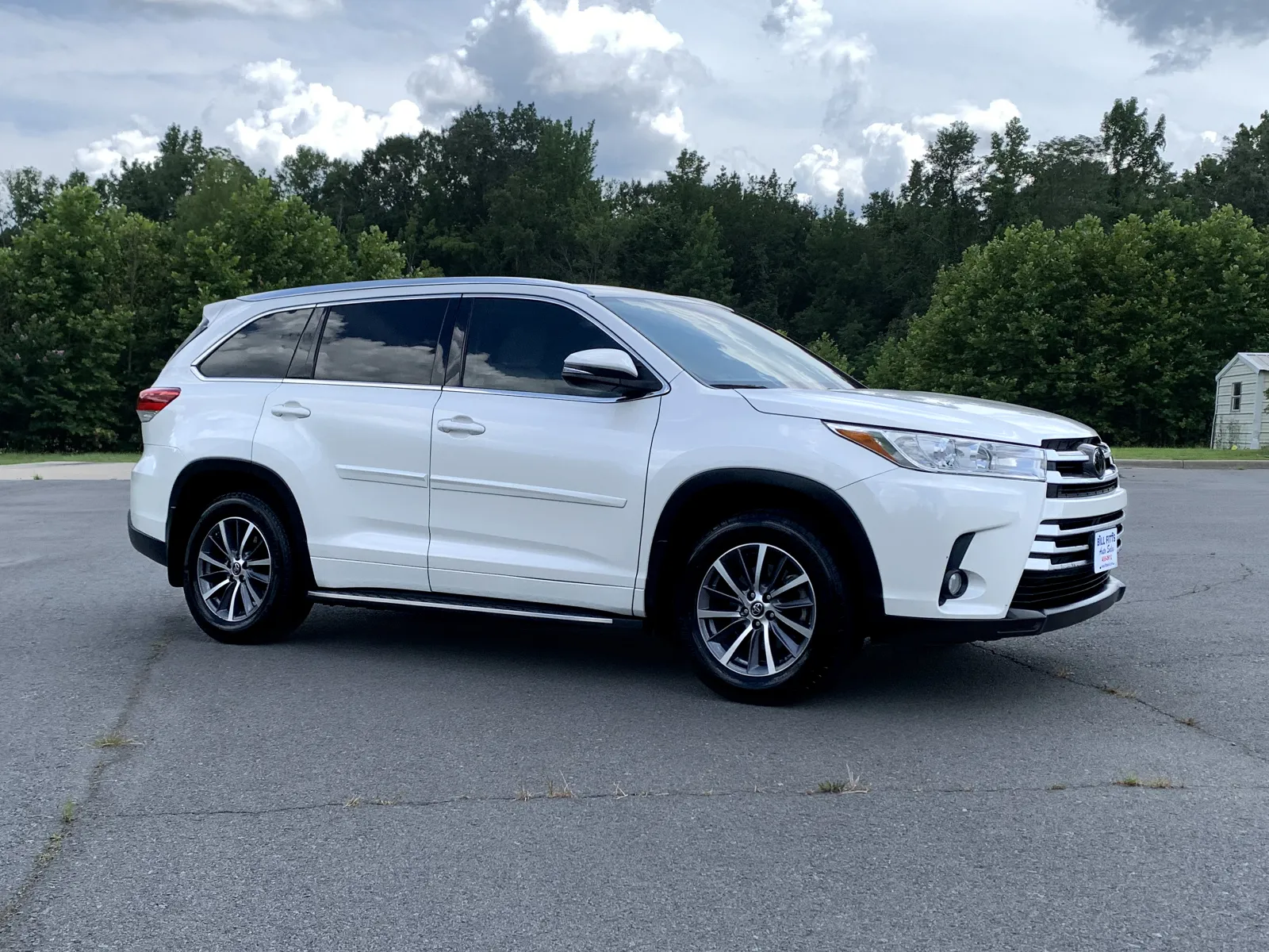 White 2018 TOYOTA HIGHLANDER SE for sale in Little Rock, AR