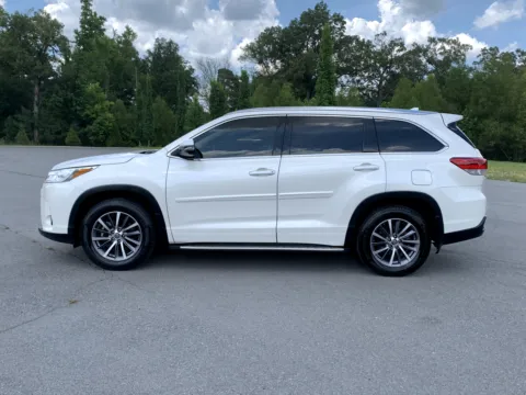 More photos of 2018 TOYOTA HIGHLANDER SE at Bill Fitts Auto Sales, AR