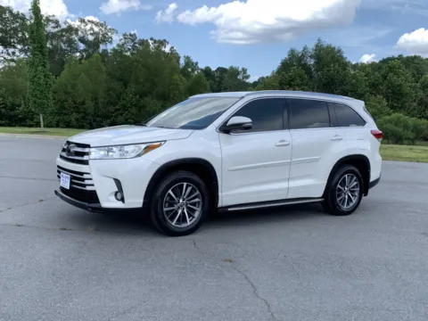 Another view of 2018 TOYOTA HIGHLANDER SE for sale in Little Rock, AR at Bill Fitts Auto Sales