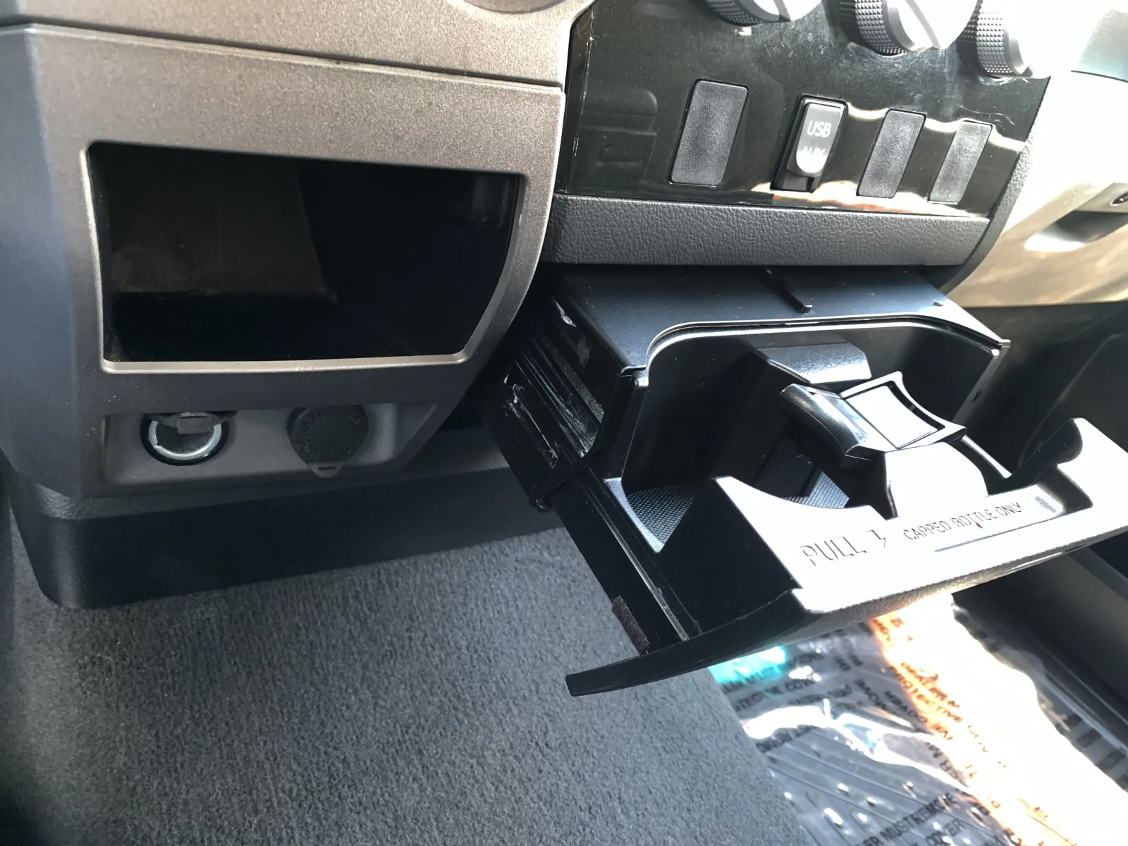 Toyota Tundra photo 16