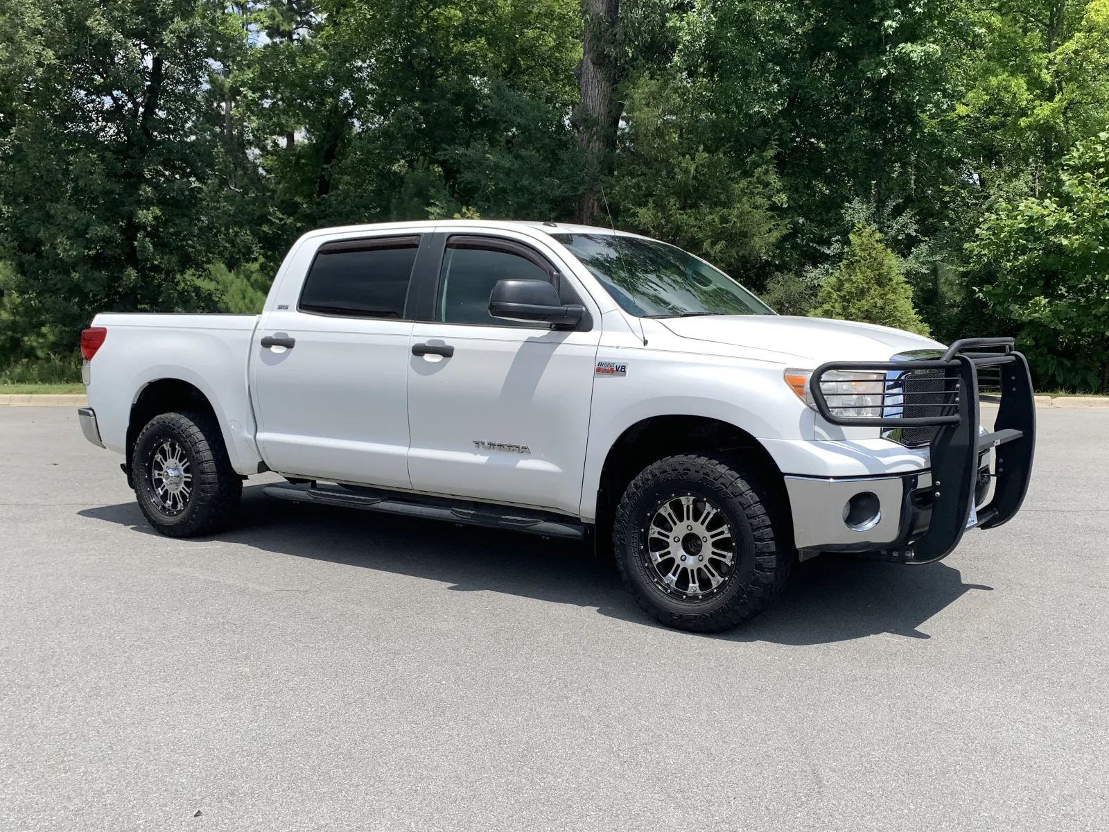 White 2013 TOYOTA TUNDRA CREWMAX Grade for sale in Little Rock, AR