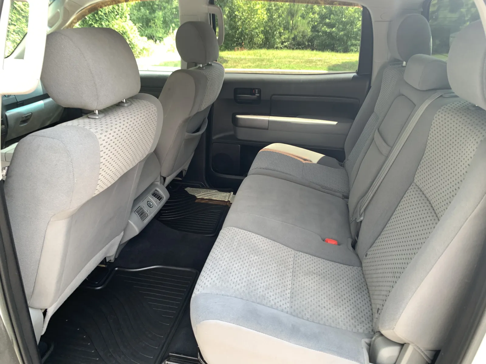Toyota Tundra photo 28