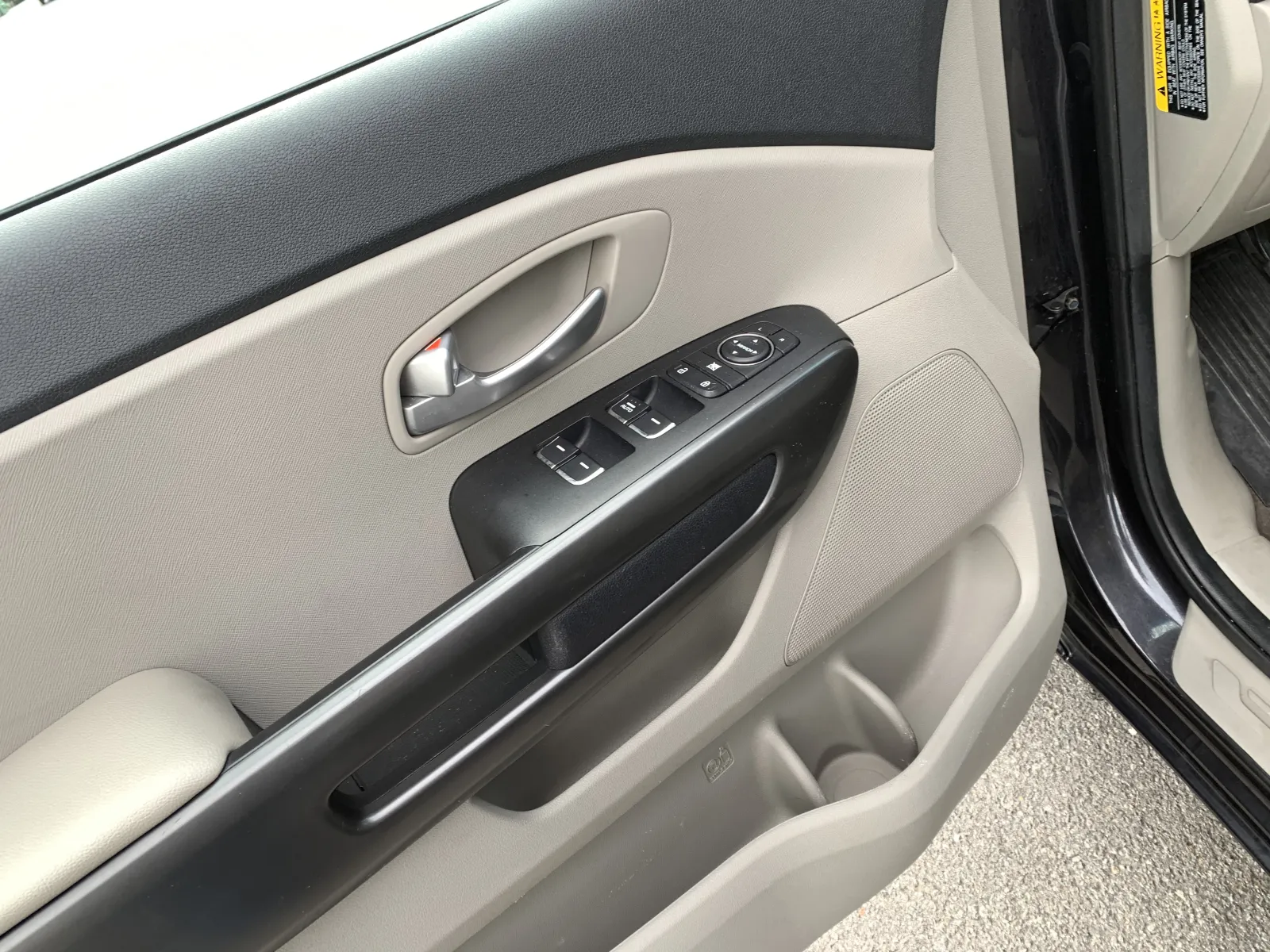 Kia Sedona photo 22