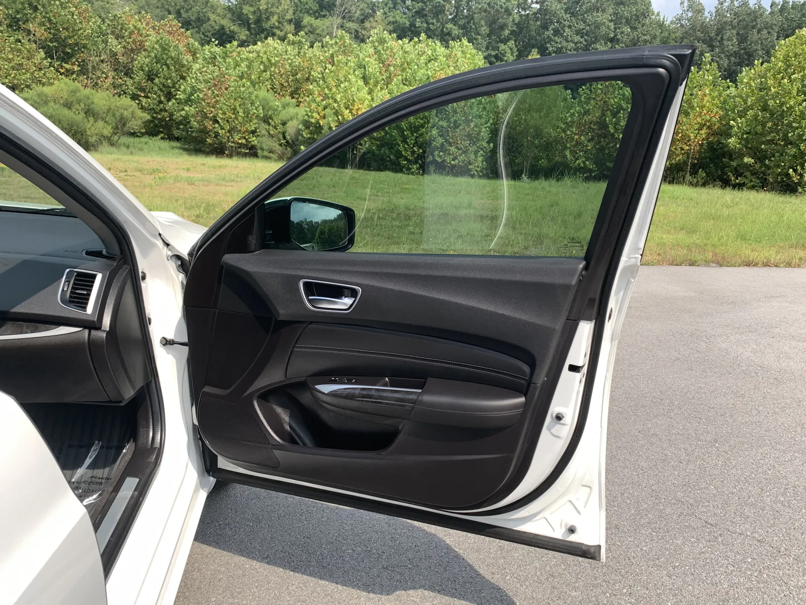 Acura TLX photo 25