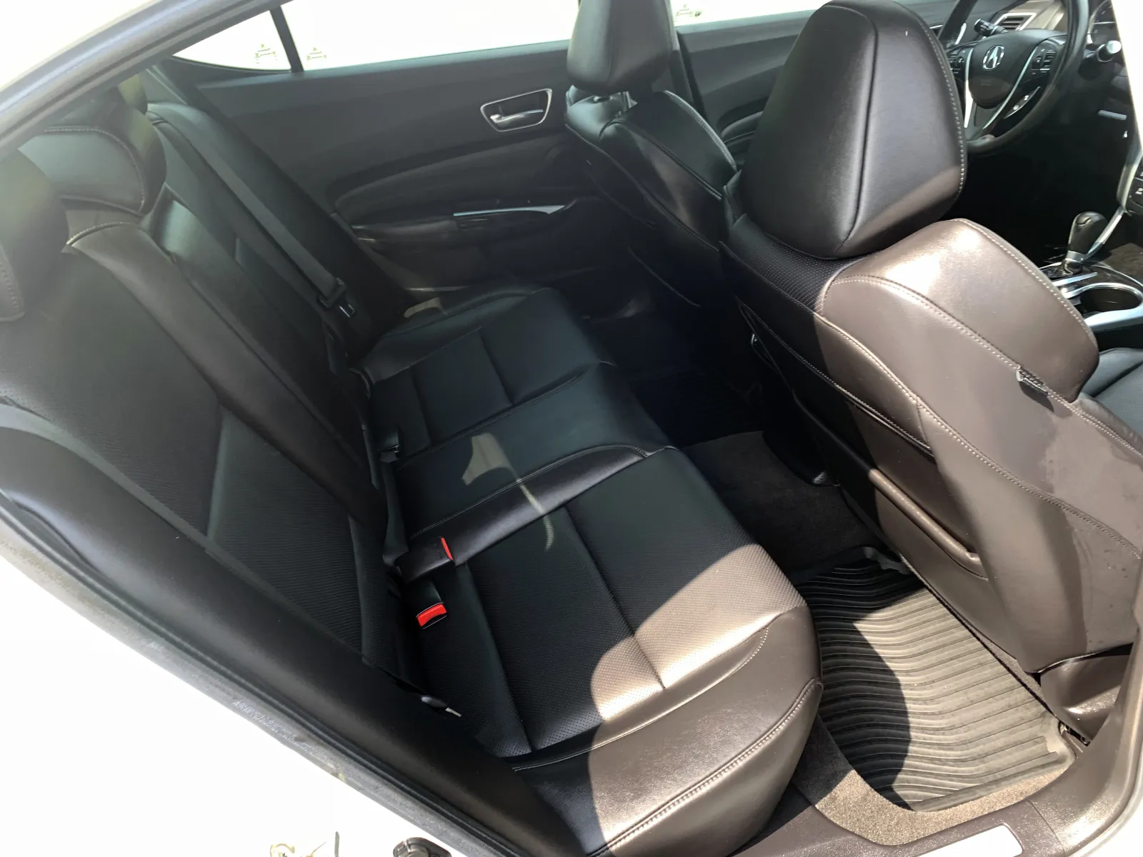 Acura TLX photo 28