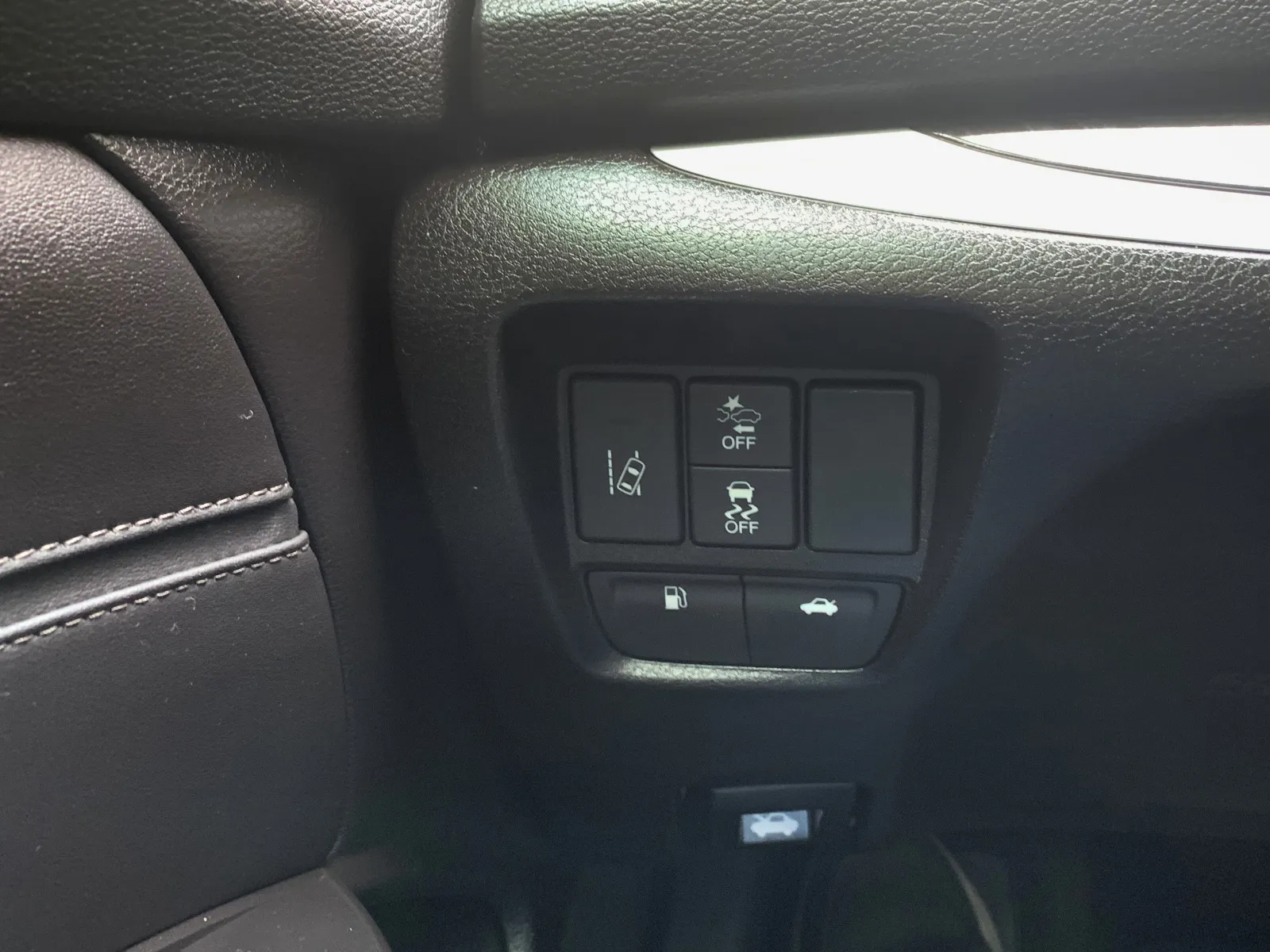 Acura TLX photo 20