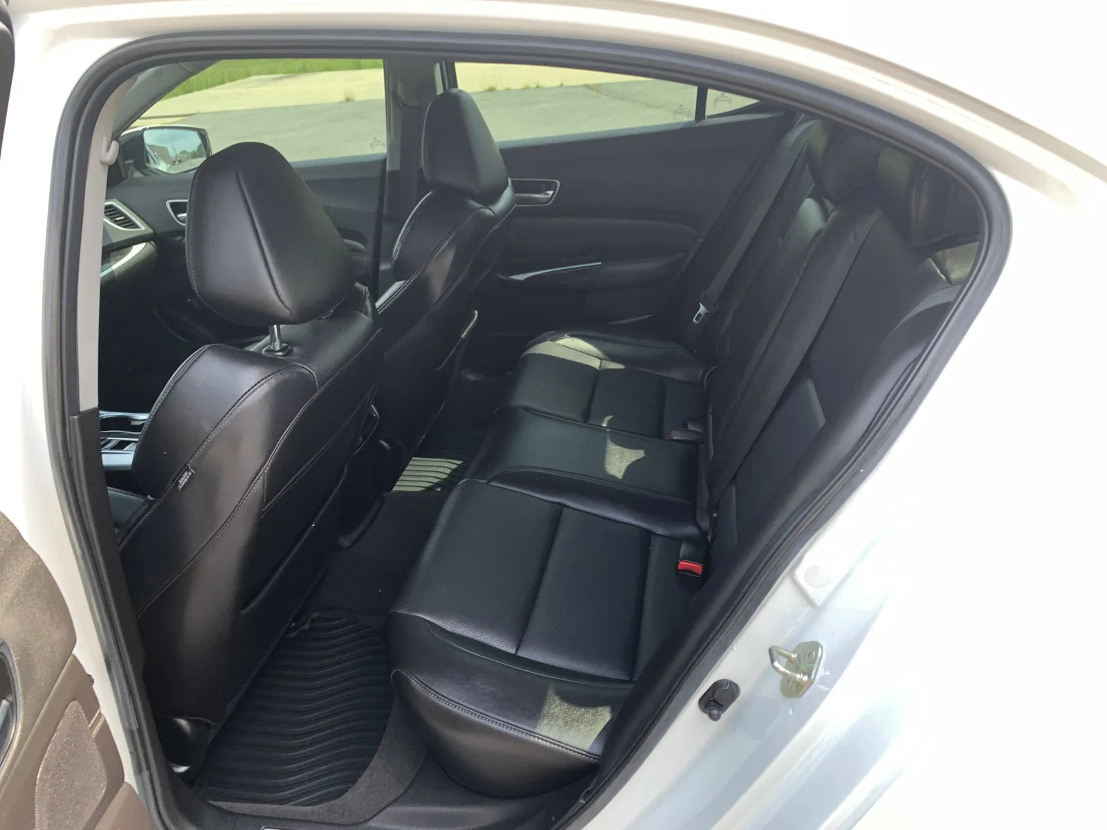 Acura TLX photo 31