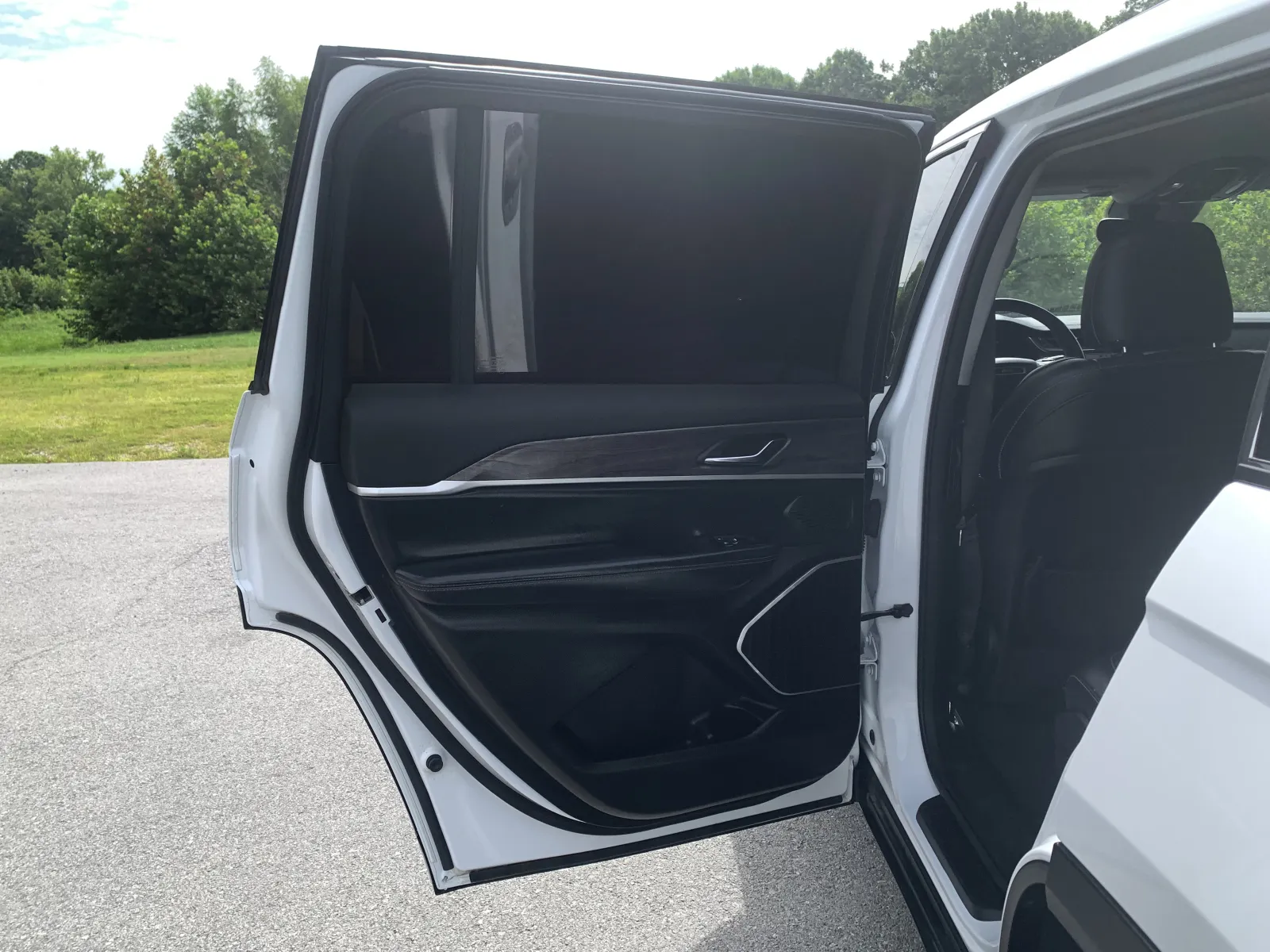 Jeep Grand Cherokee photo 26