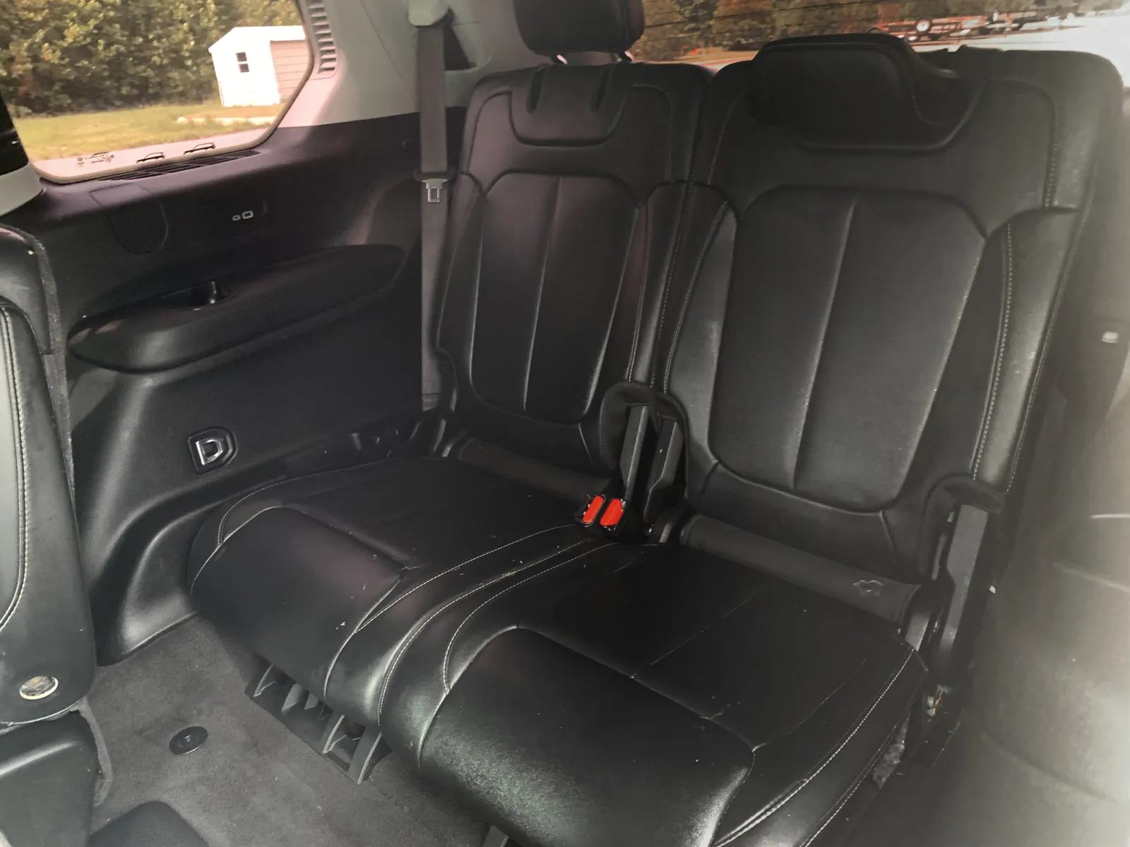 Jeep Grand Cherokee photo 28