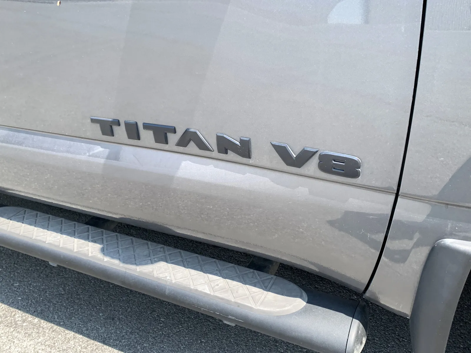 Nissan Titan photo 10