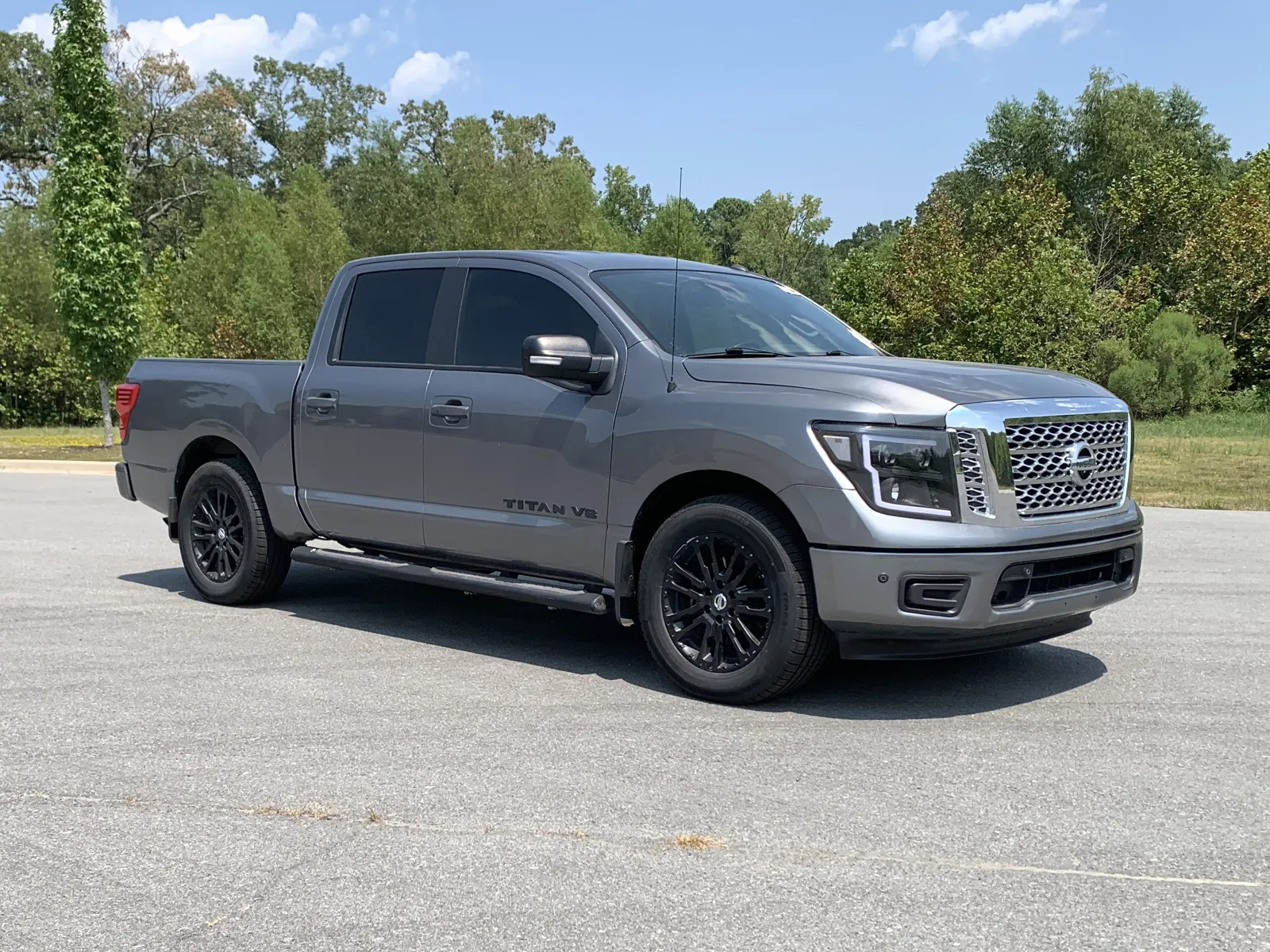Gray 2019 NISSAN TITAN SV for sale in Little Rock, AR
