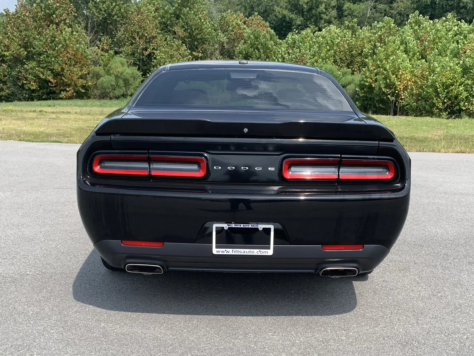 Dodge Challenger photo 6