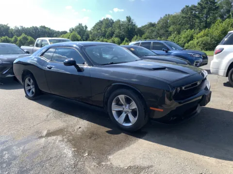 Black 2019 DODGE CHALLENGER SXT for sale in Little Rock, AR