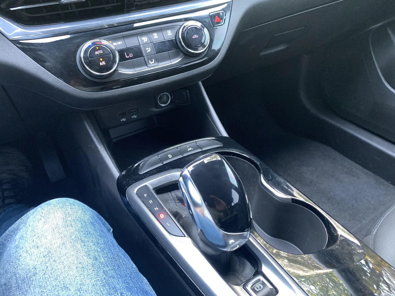 Buick Envista photo 17