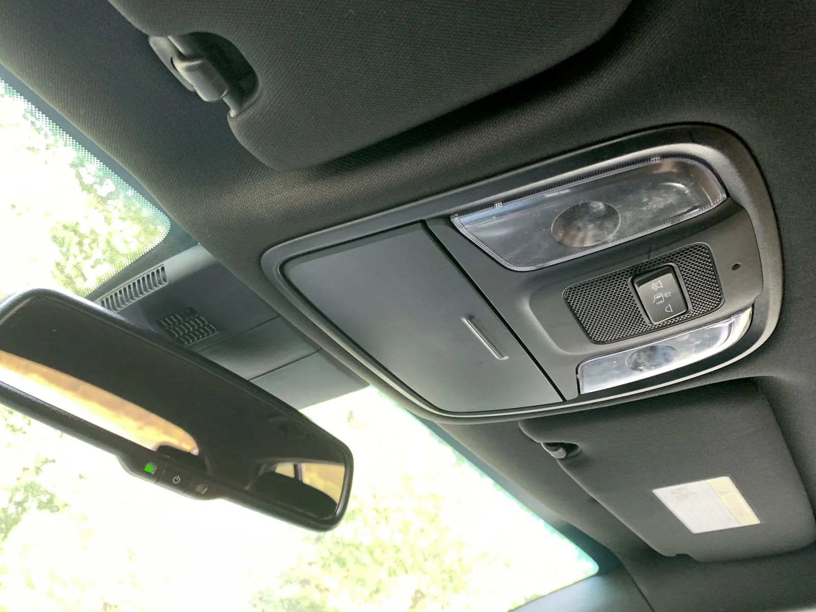 Kia Stinger photo 21