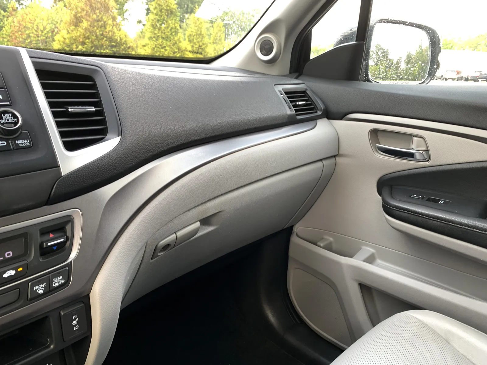 Honda Ridgeline photo 18