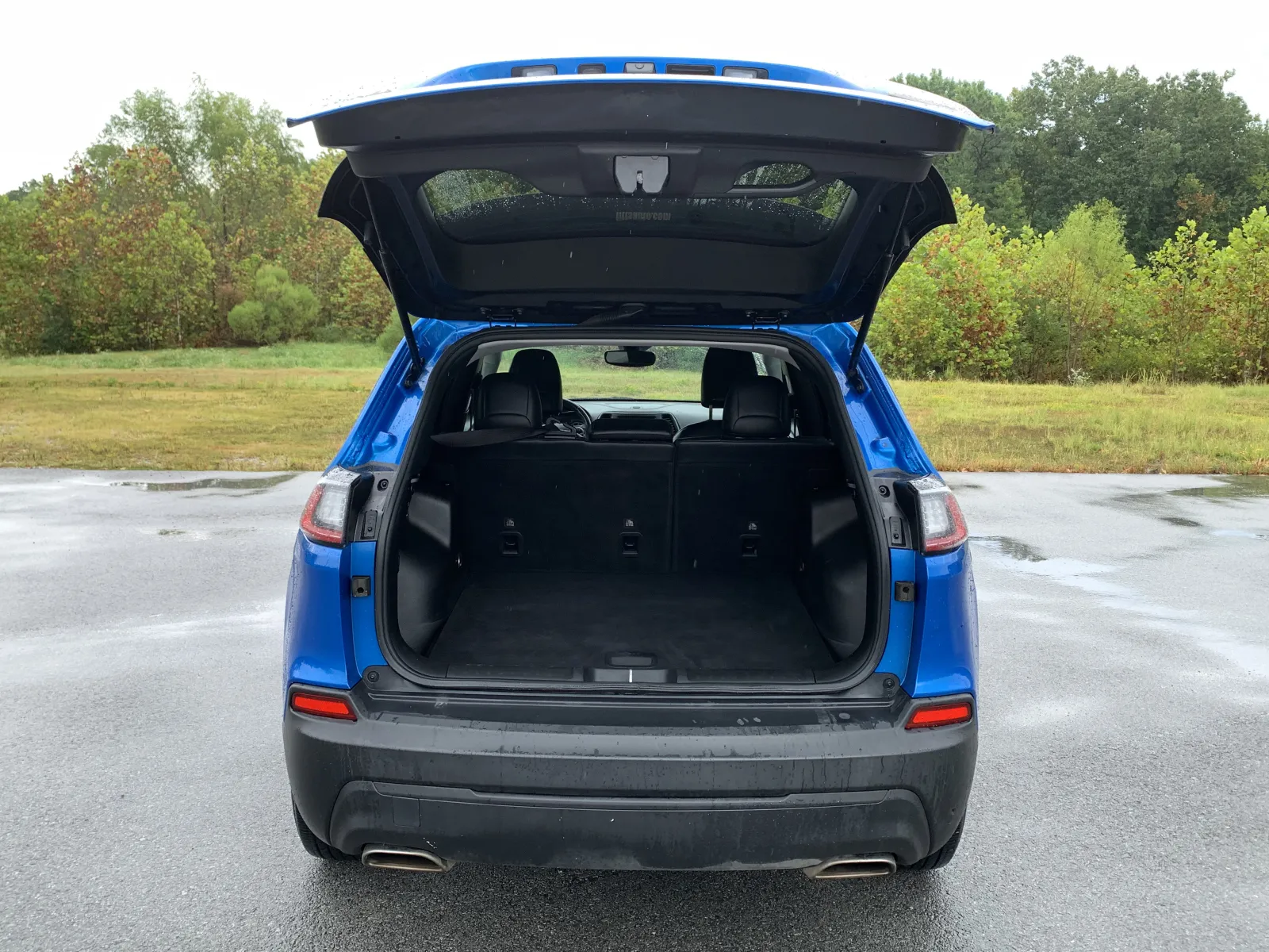 Jeep Cherokee photo 9