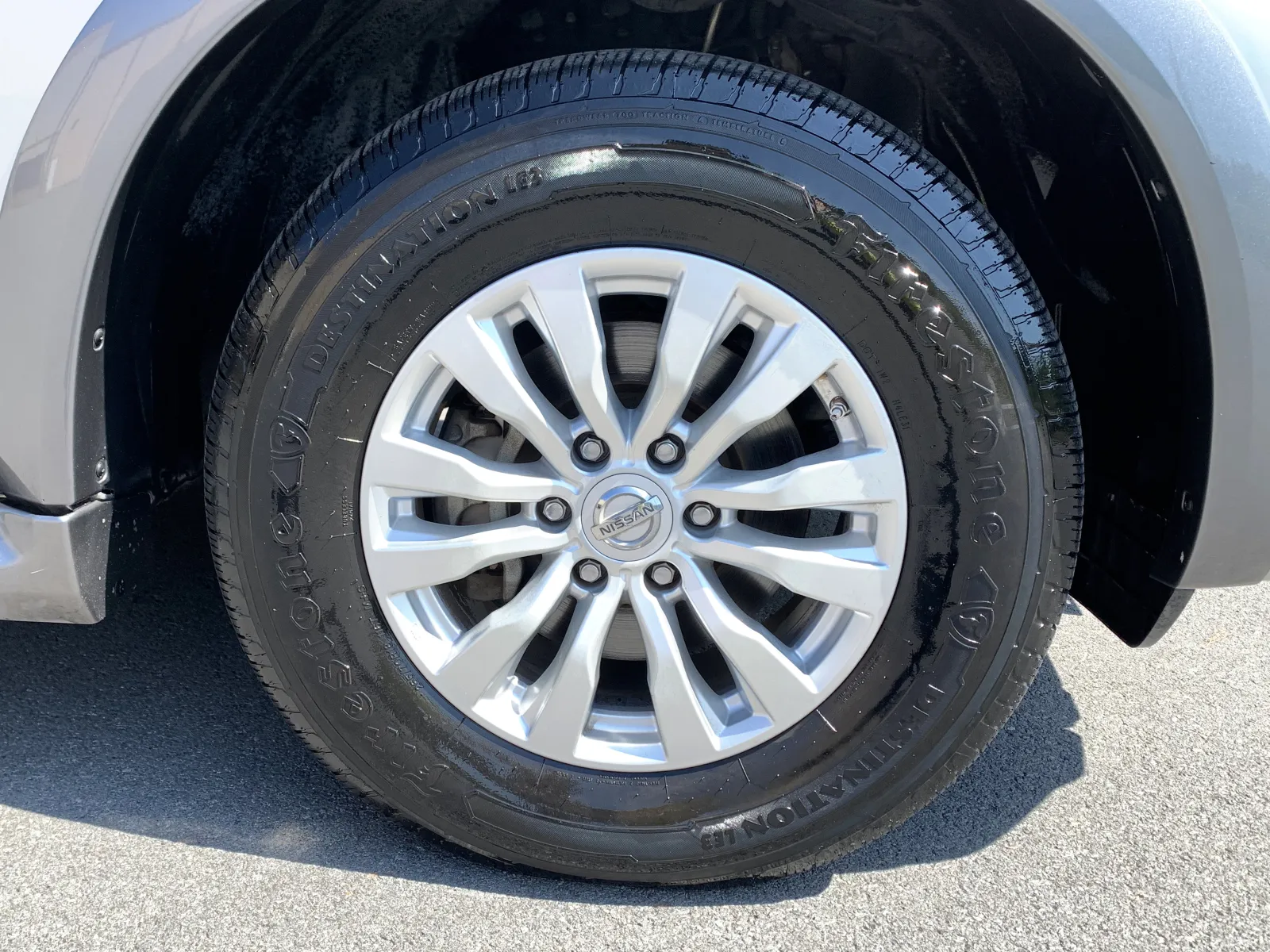 Nissan Armada photo 10