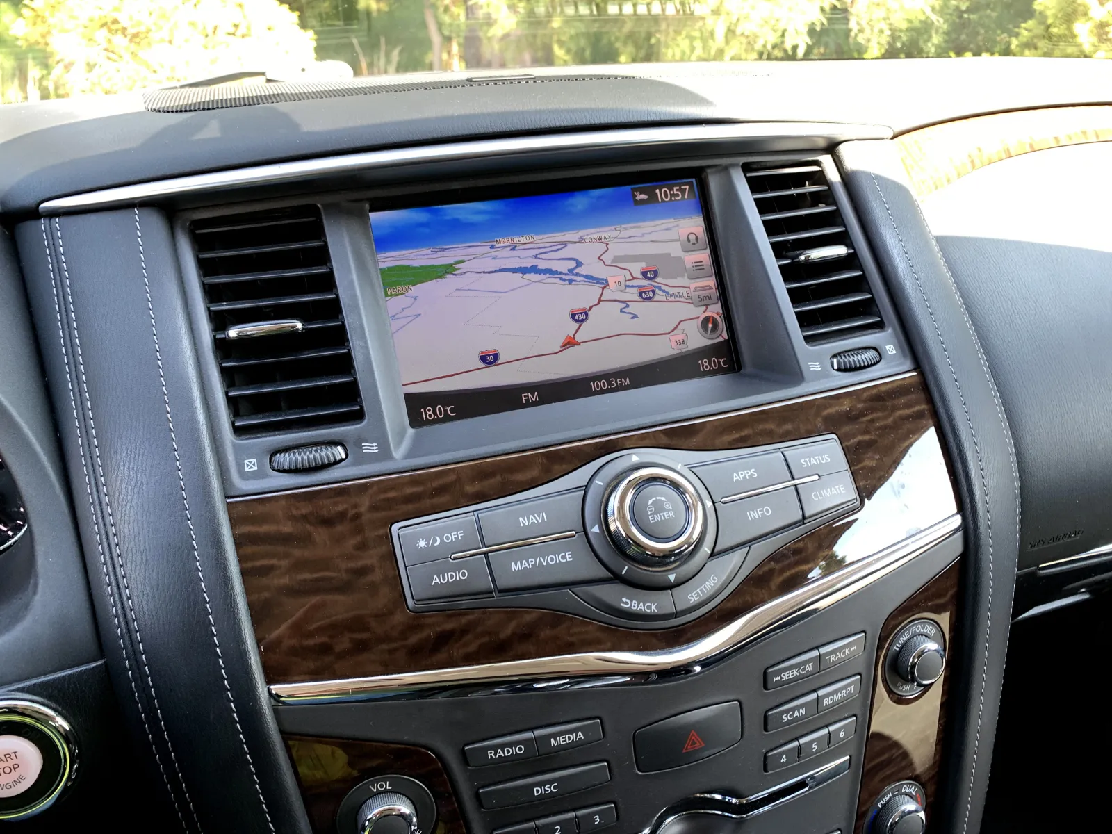 Nissan Armada photo 15
