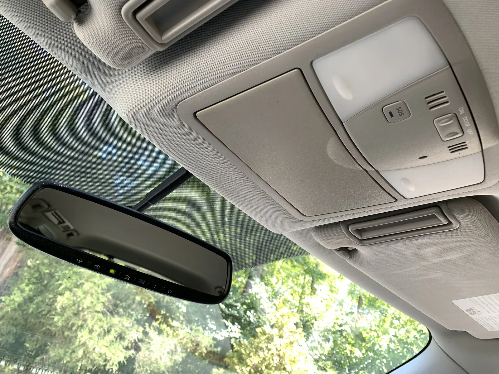 Nissan Armada photo 20