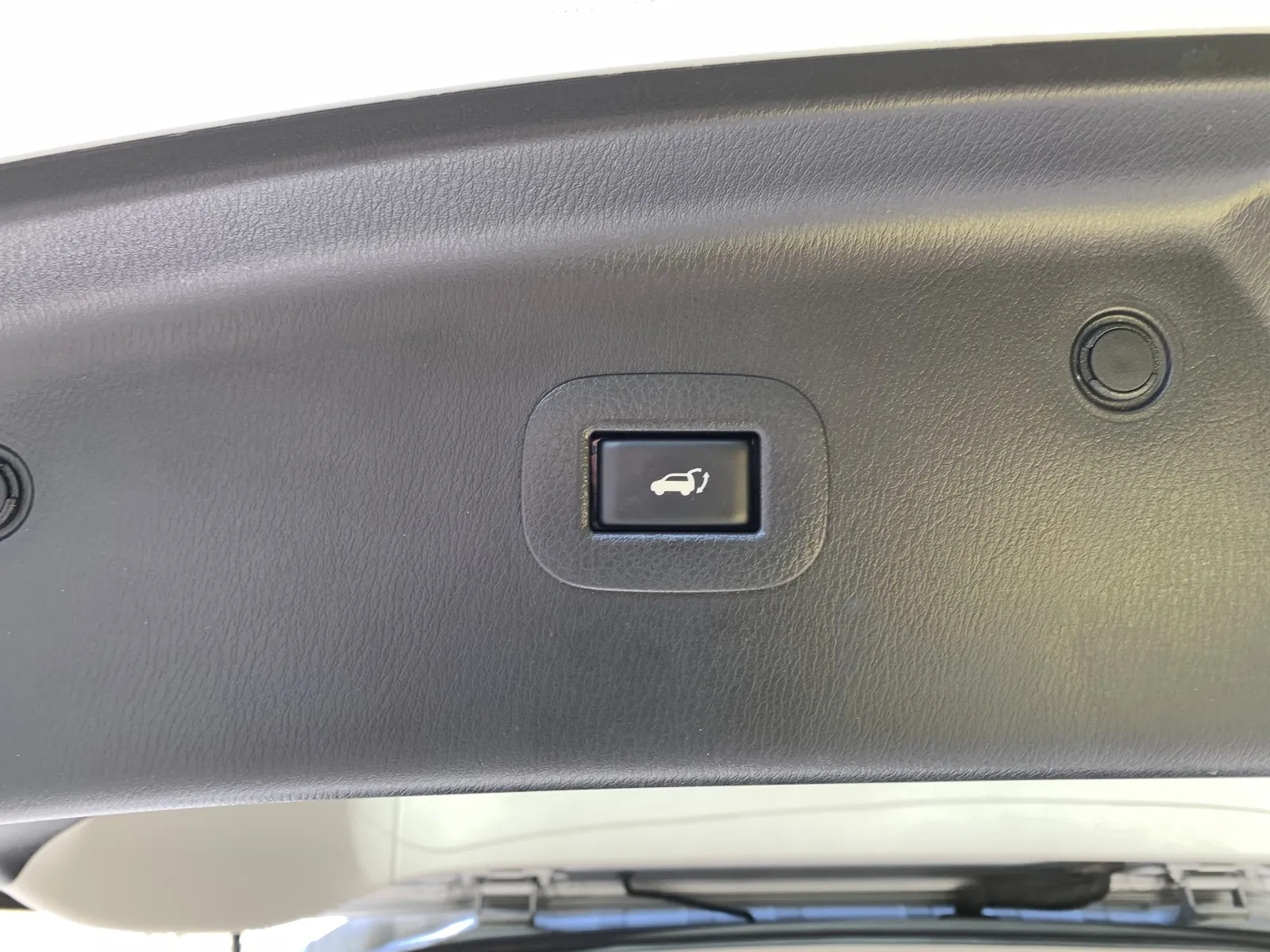 Nissan Armada photo 32