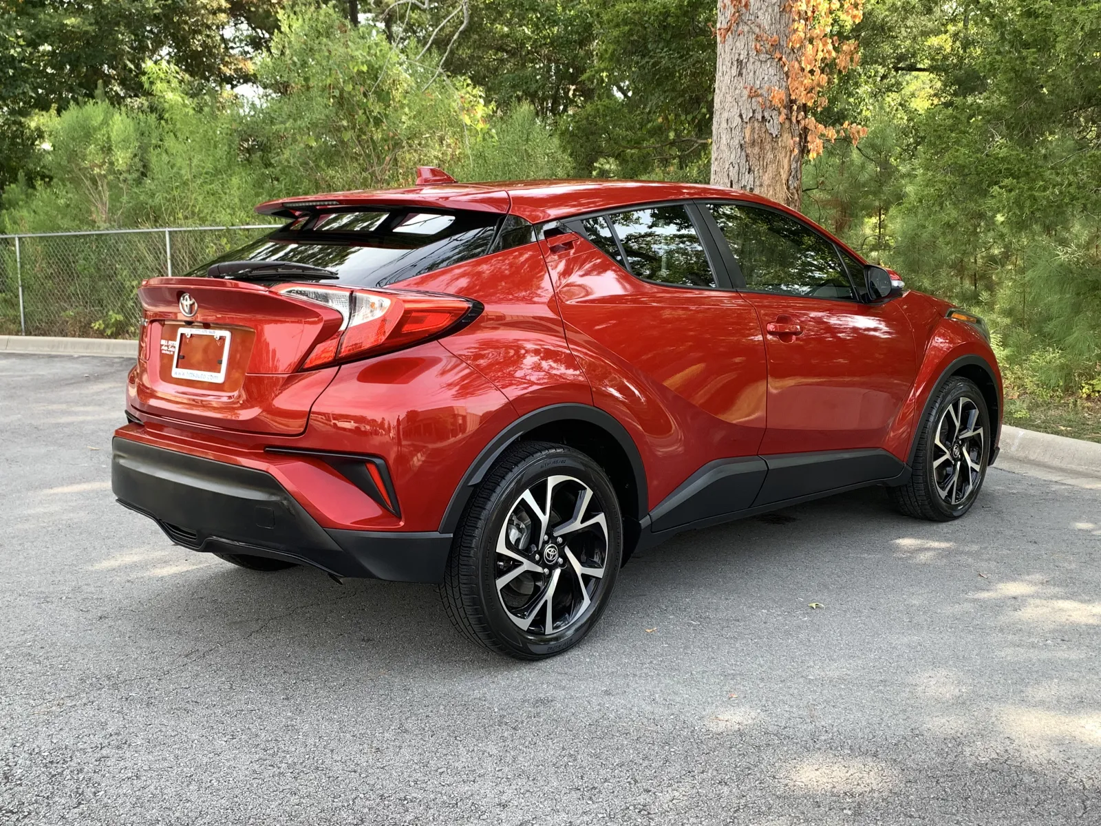 Toyota C-HR photo 7