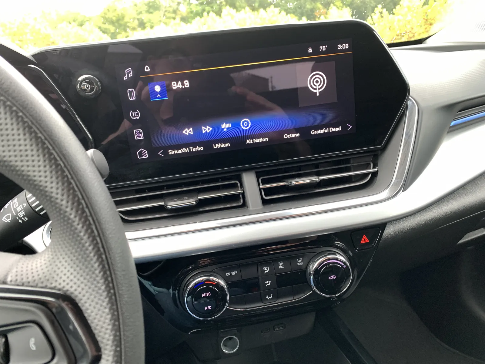 Chevrolet Trax photo 15