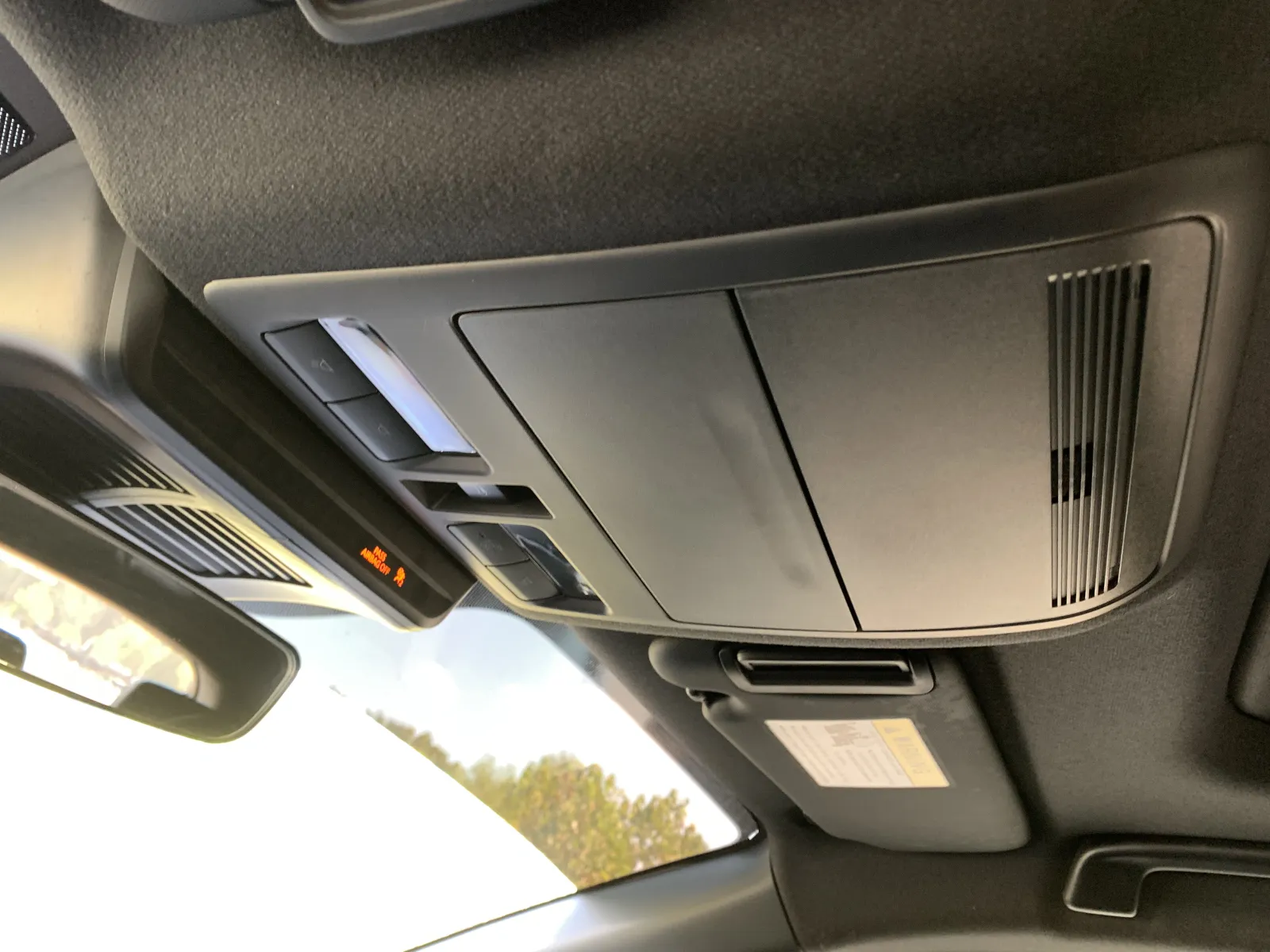 Mazda 3 PREMIUM photo 24