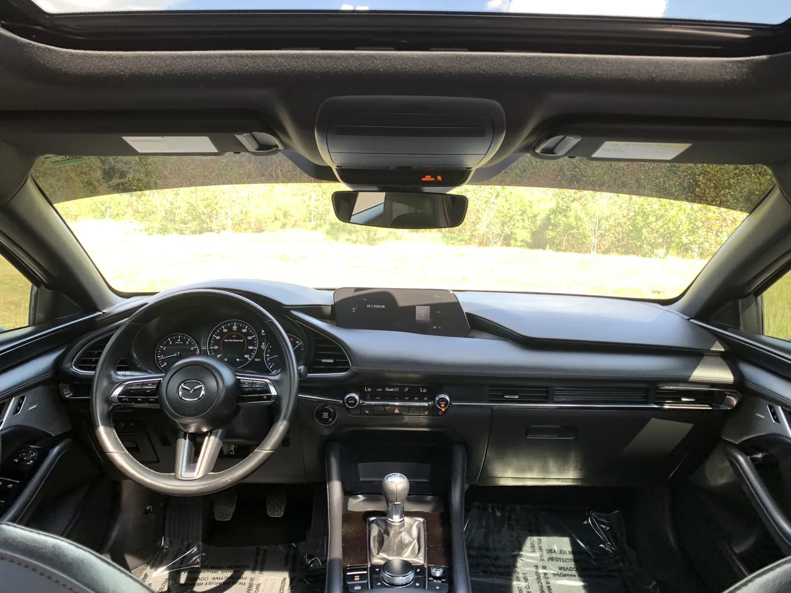 Mazda 3 PREMIUM photo 10