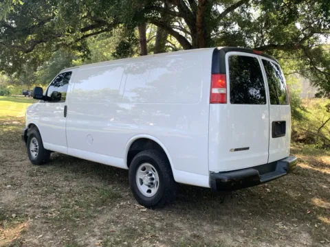 More photos of 2017 CHEVROLET EXPRESS G2500 at Bill Fitts Auto Sales, AR