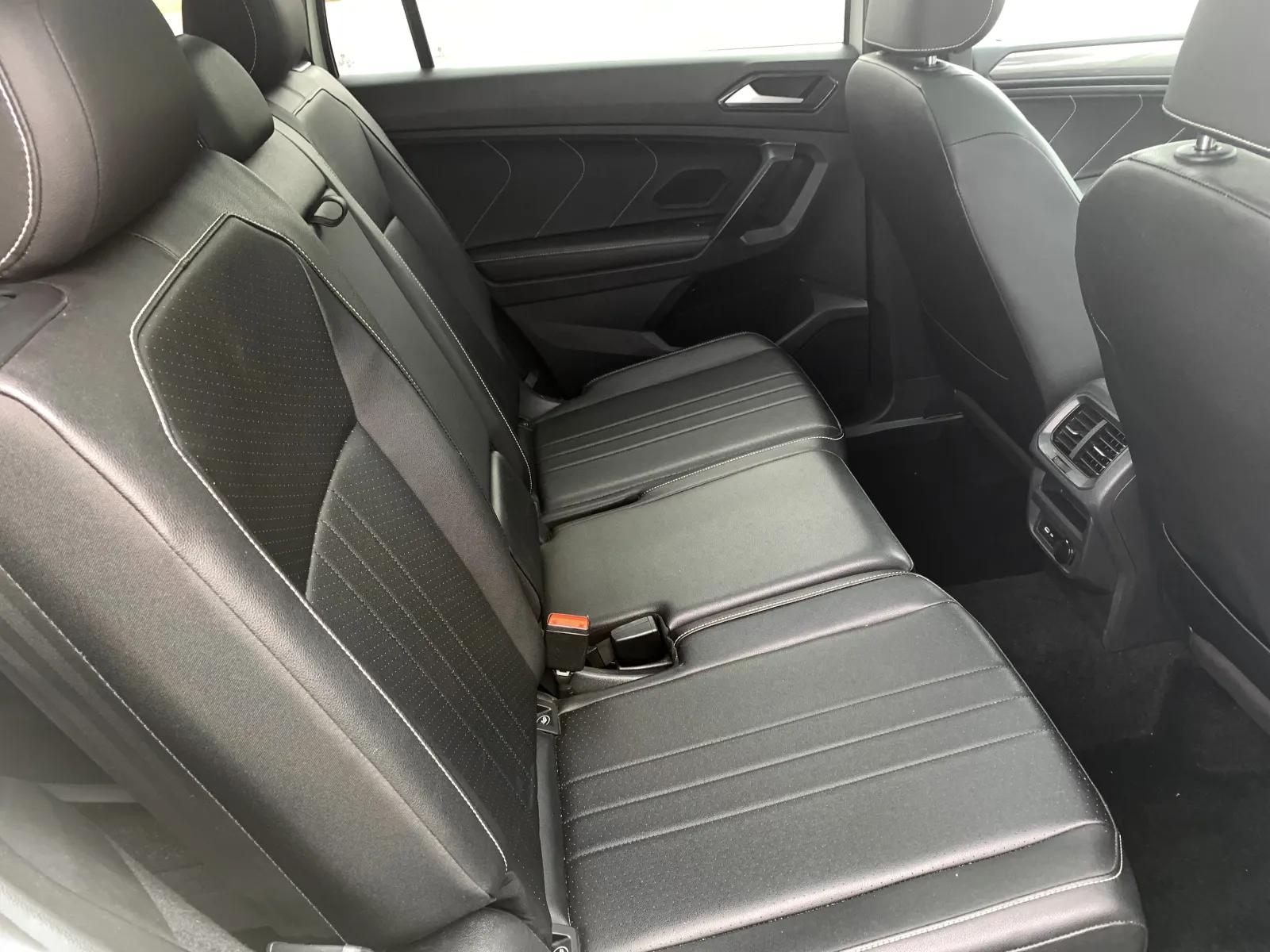 Volkswagen Tiguan photo 32