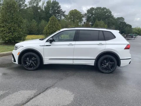 More photos of 2023 VOLKSWAGEN TIGUAN SE R-LI SE R-Line Black at Bill Fitts Auto Sales, AR