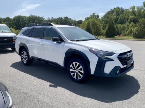 White 2023 SUBARU OUTBACK PREMIU Premium for sale in Little Rock, AR