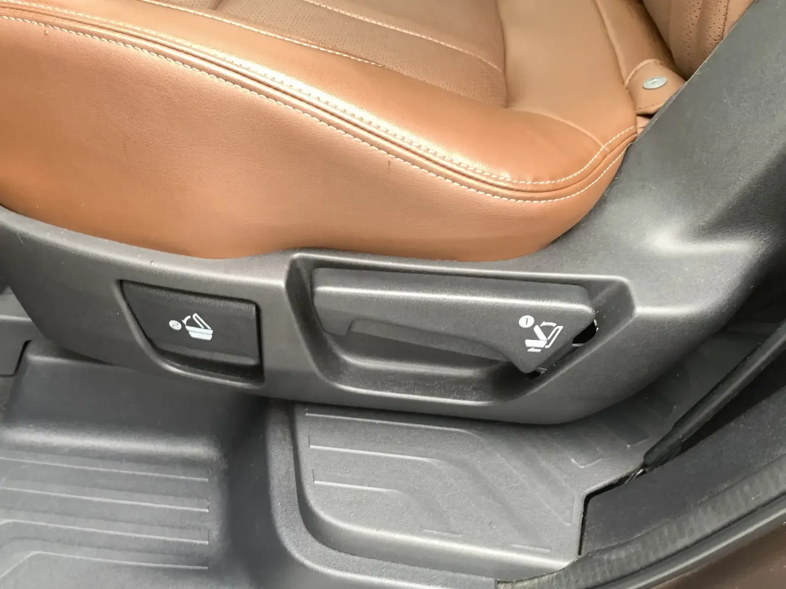 Subaru Ascent photo 30