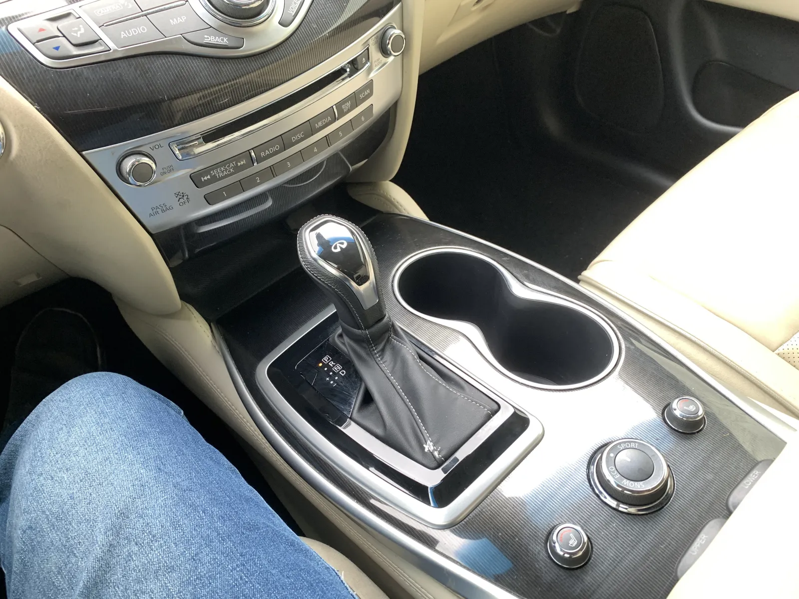 Infiniti QX60 photo 15