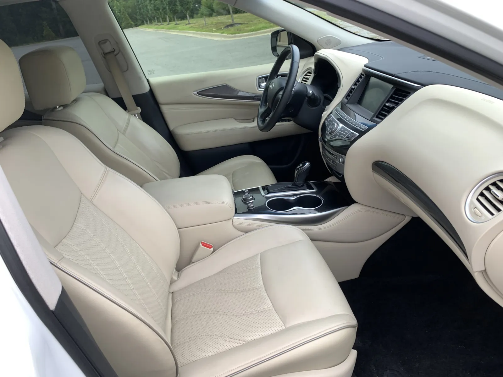 Infiniti QX60 photo 24