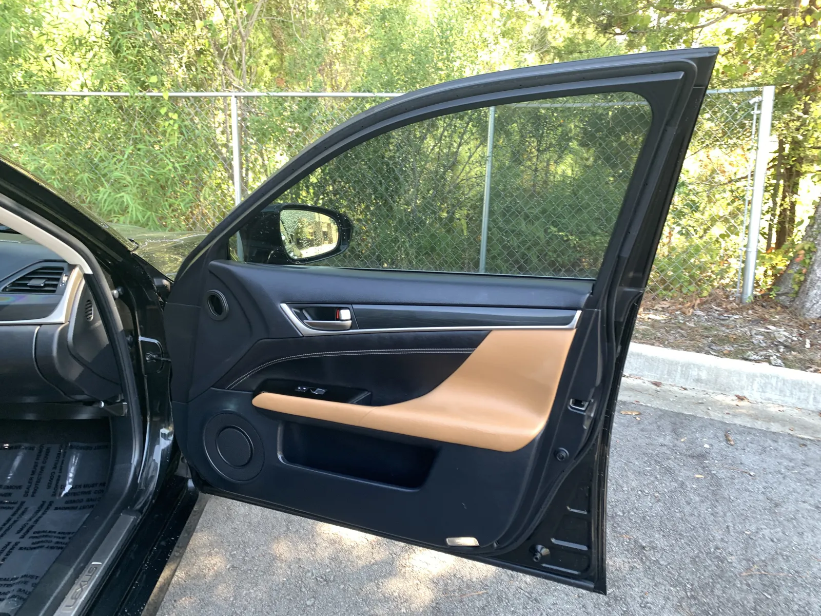 Lexus GS photo 30