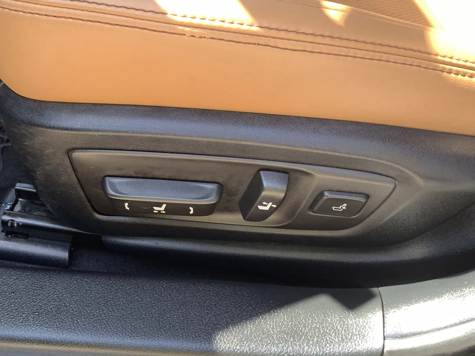 Lexus GS photo 24