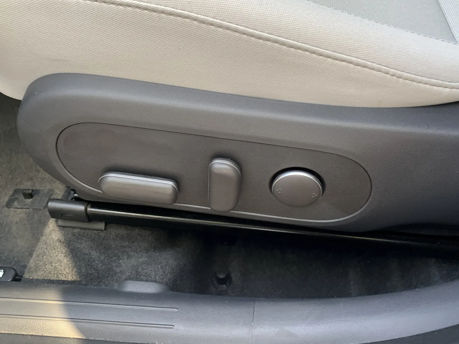 Hyundai Kona photo 21