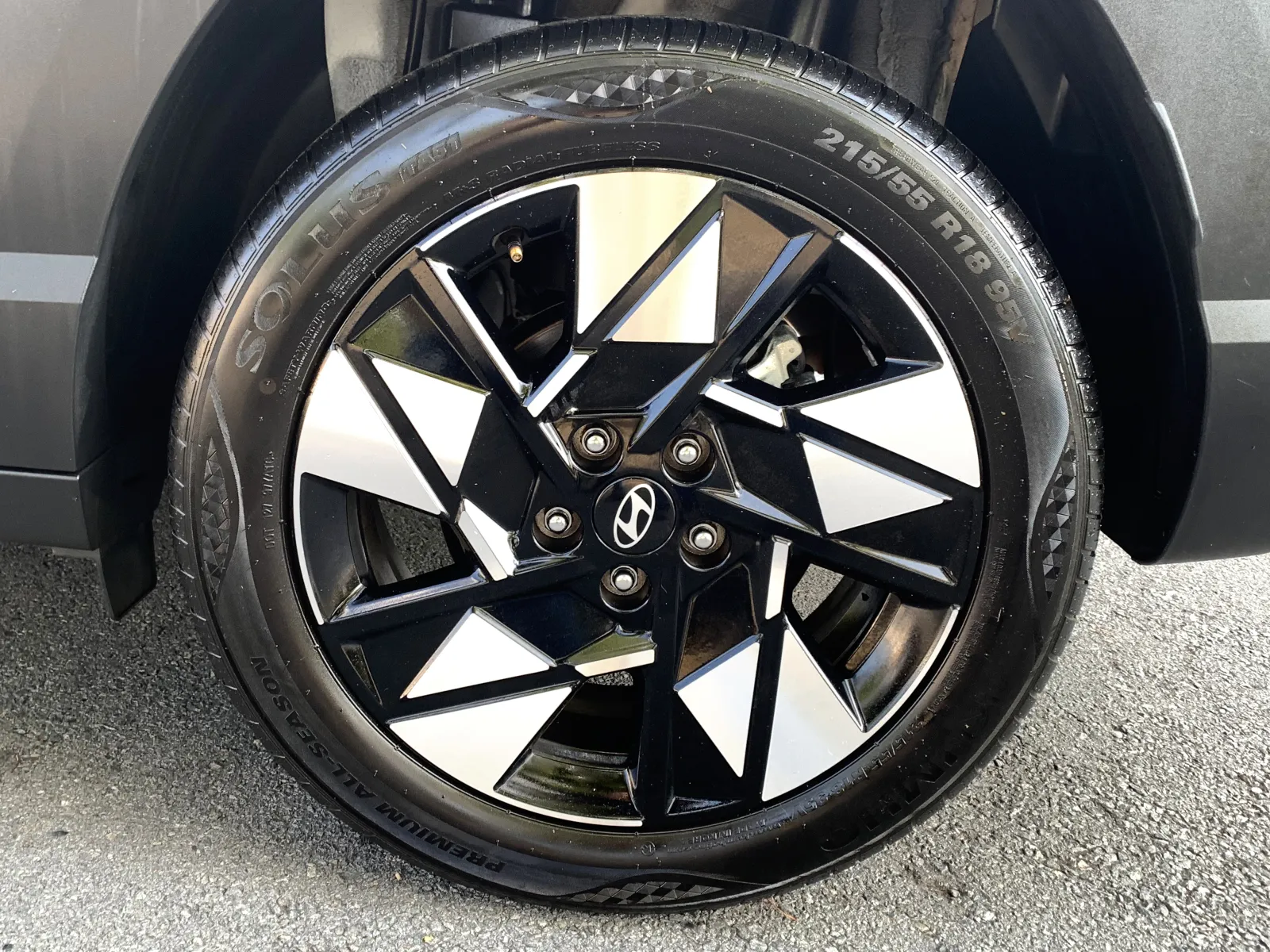 Hyundai Kona photo 10