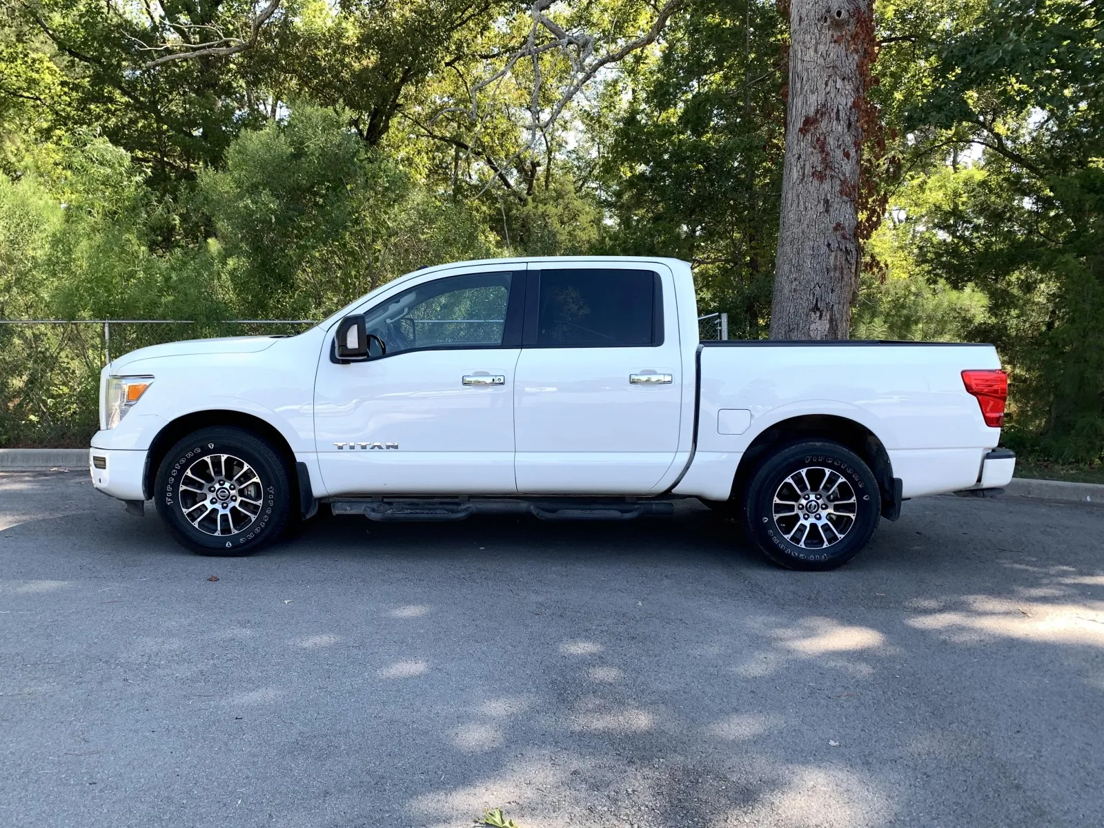 Nissan Titan photo 4