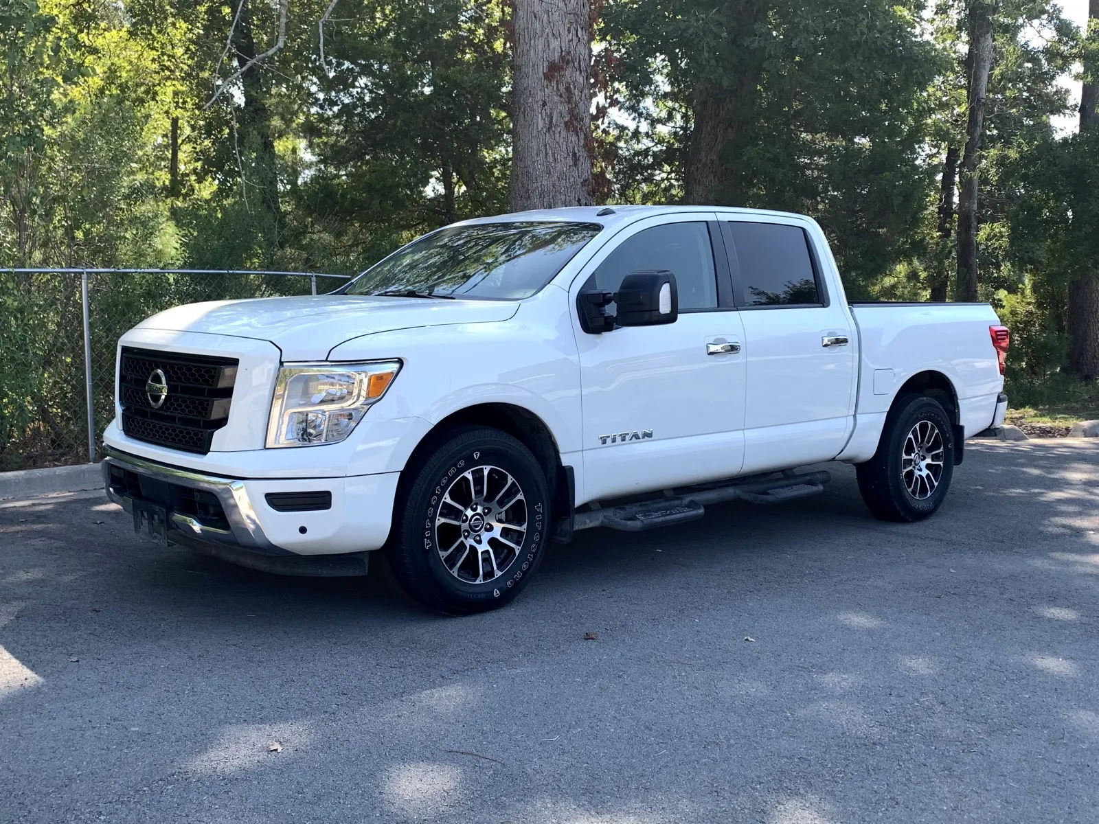 Nissan Titan photo 3