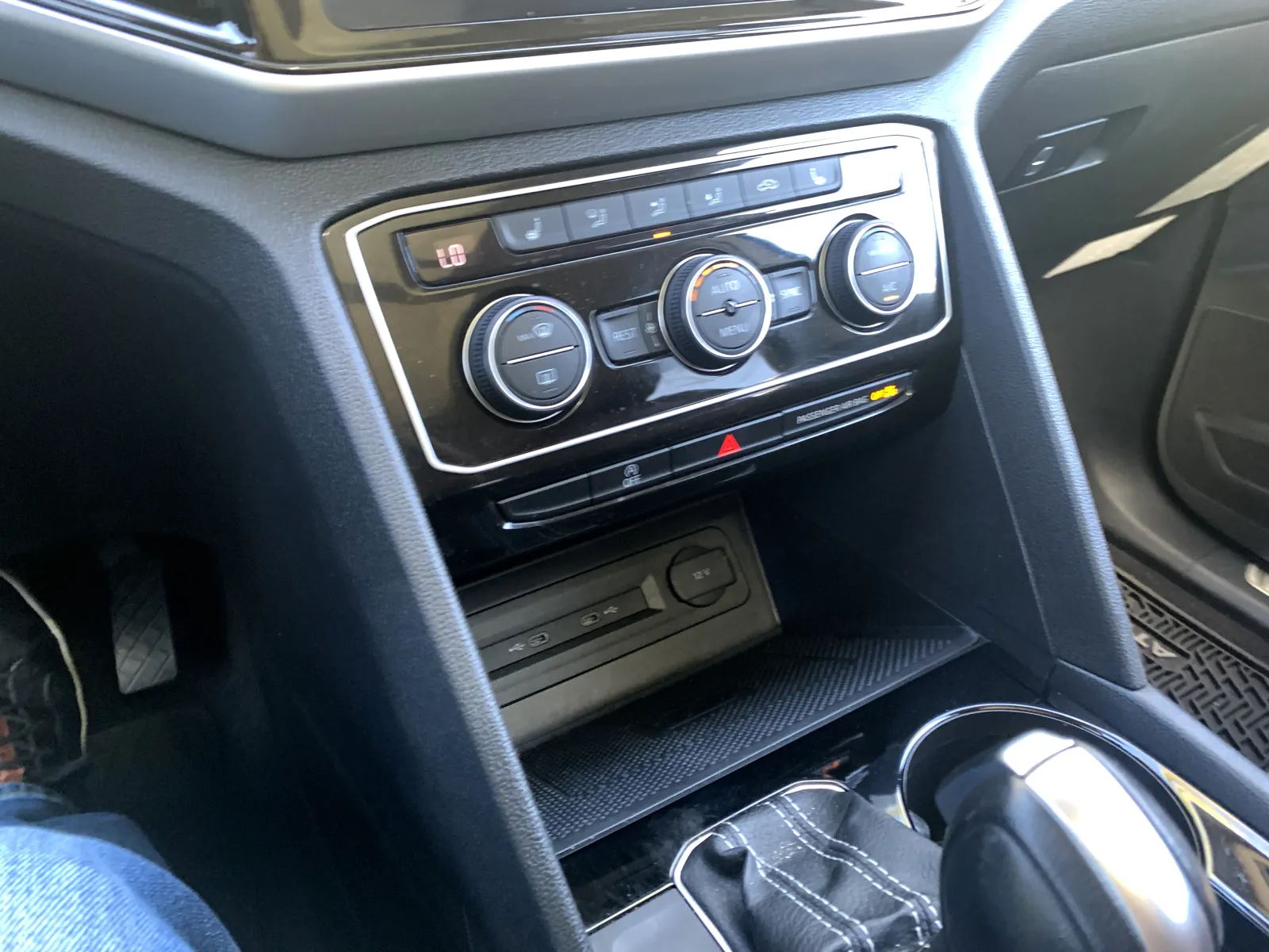 Volkswagen Atlas photo 16