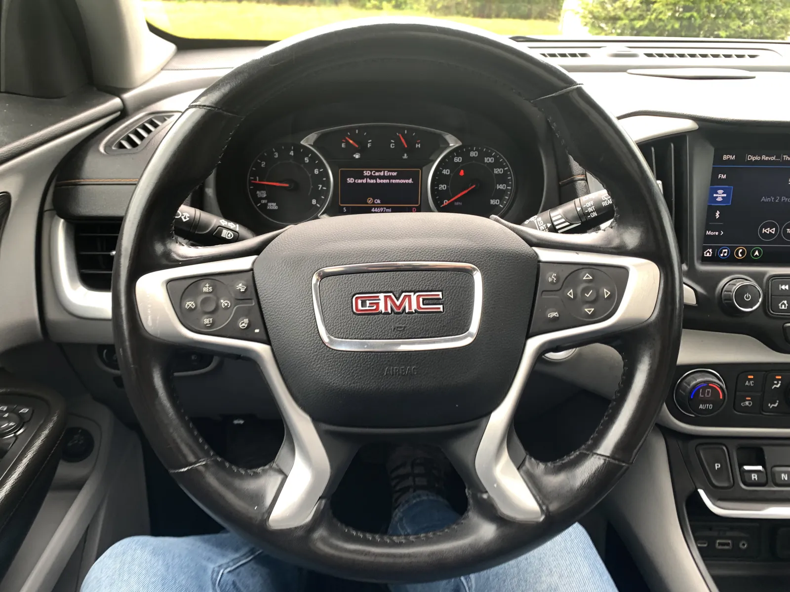 GMC Terrain photo 15